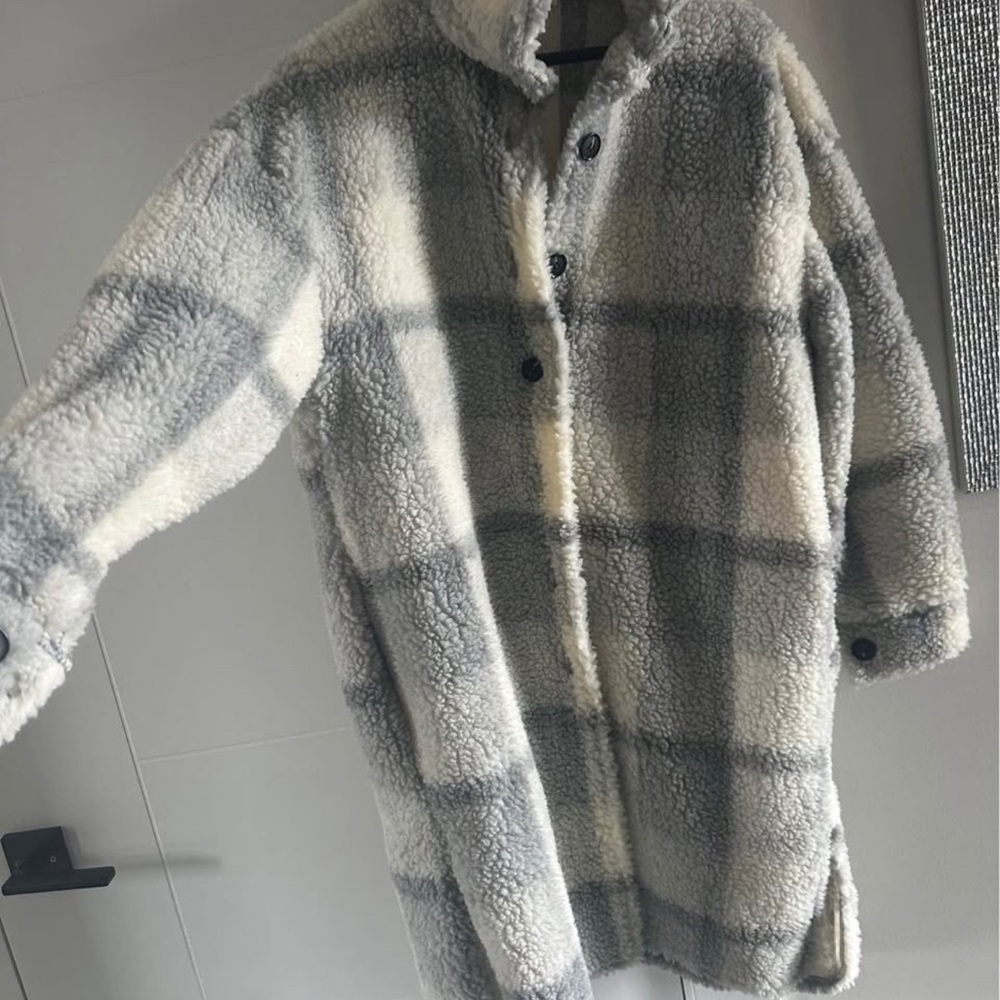 Plaid Teddy Jacket in Gray and Cream